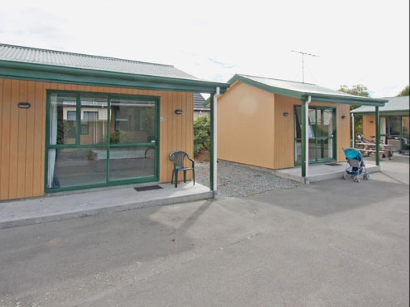 Coronation Park Motels Ашбертон Екстер'єр фото